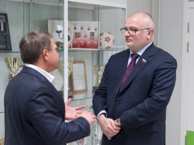 Сенатор Андрей Клишас посетил спорткомплекс «Тотем»