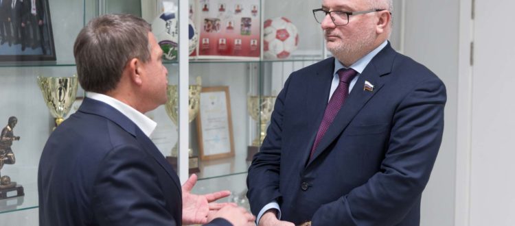 Сенатор Андрей Клишас посетил спорткомплекс «Тотем»