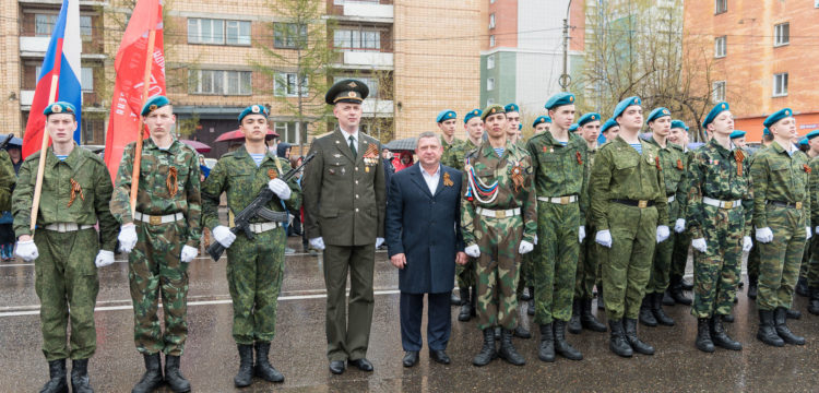 Красноярск отмечает праздник - 9 мая