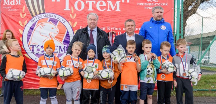 Кубок на призы послов Чемпионата Мира по футболу - ФК 