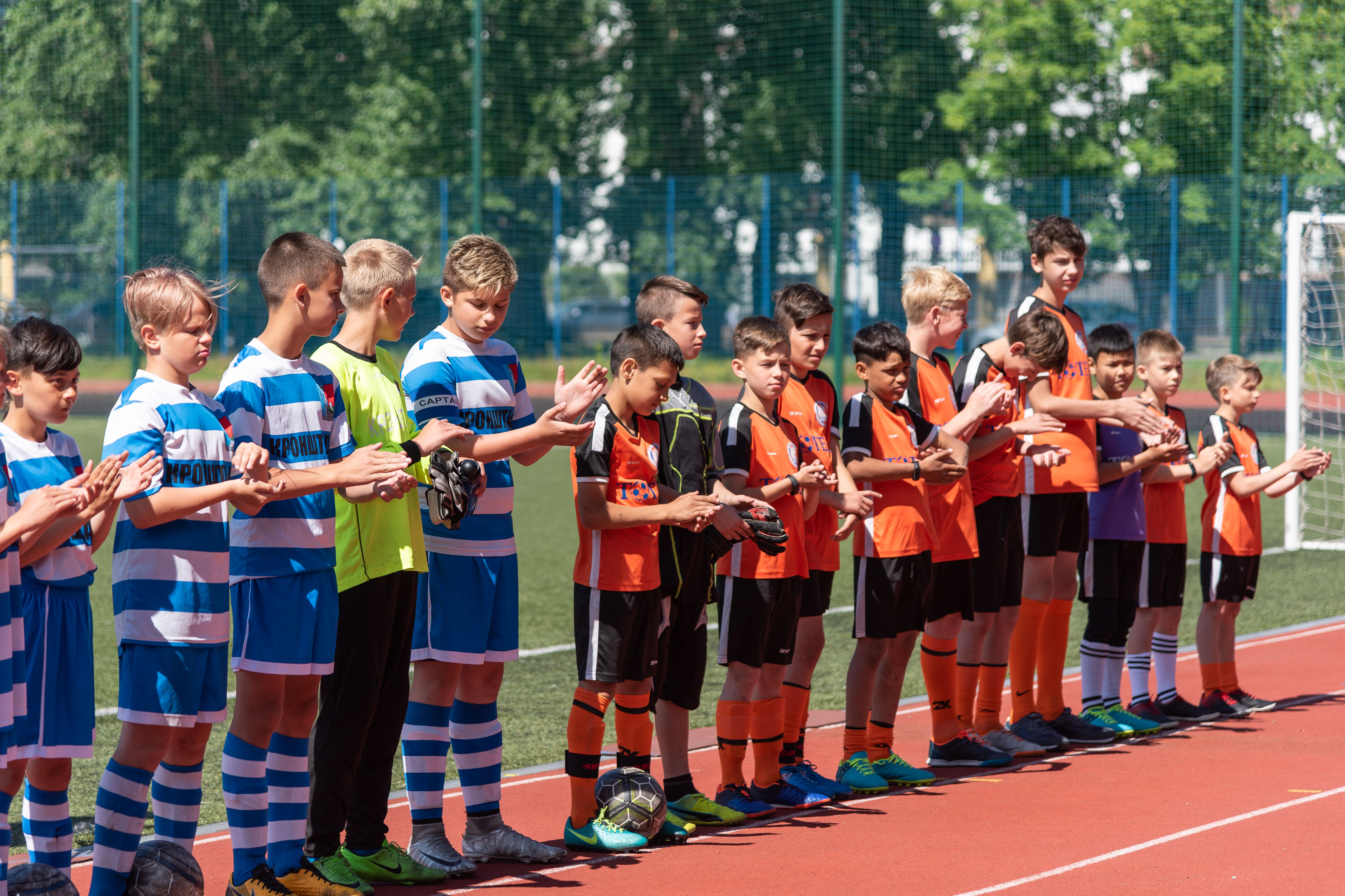 ФК «Тотем» провёл товарищеский матч с командой Санкт-Петербурга