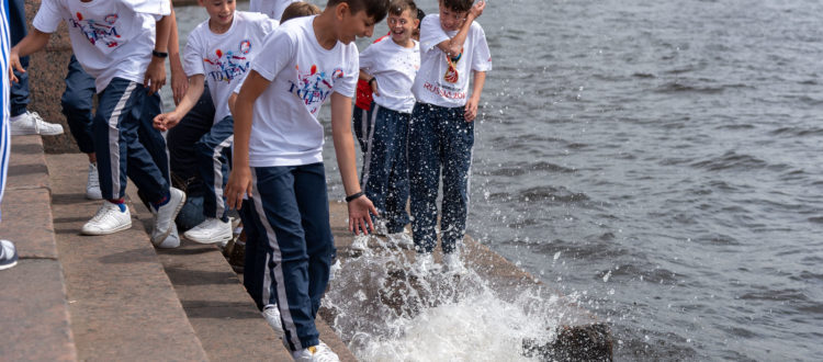 Команда юниоров ФК «Тотем» прибыла в Санкт-Петербург