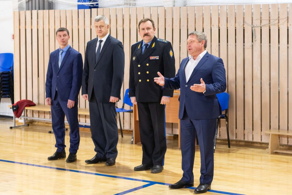 В ФСБ отметили свой праздник футбольным матчем