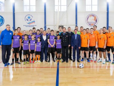 В ФСБ отметили свой праздник футбольным матчем
