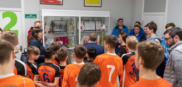 ФК «Тотем» провёл матч с делегацией FISU