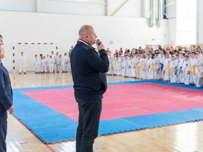 Спорт формирует в ребёнке всесторонне развитую личность