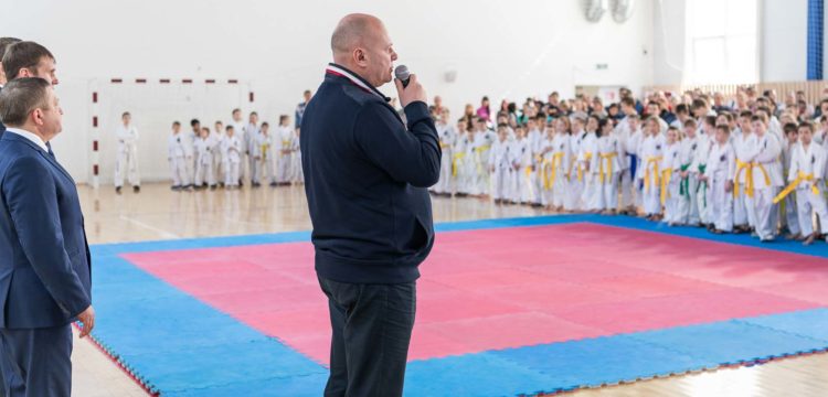 Спорт формирует в ребёнке всесторонне развитую личность