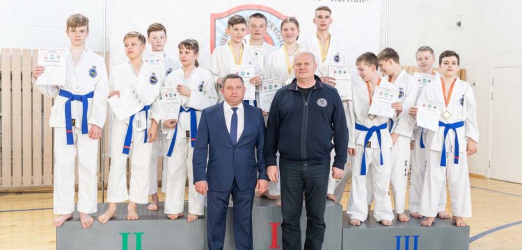 Спорт формирует в ребёнке всесторонне развитую личность