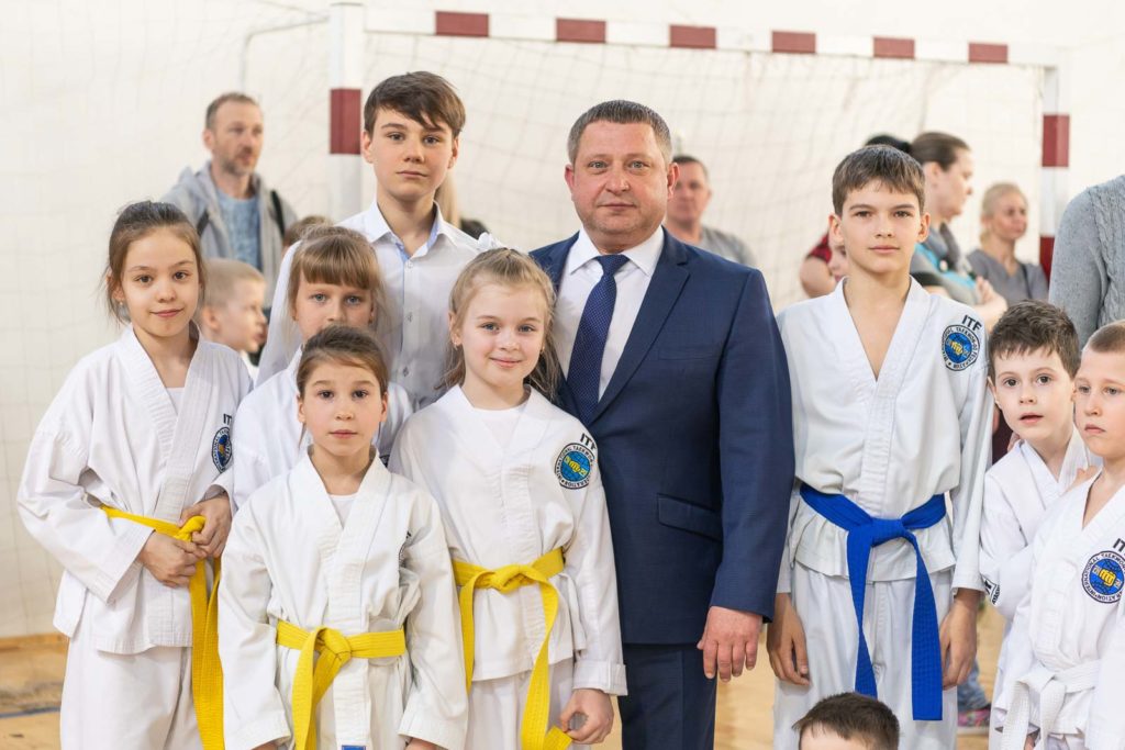 Спорт формирует в ребёнке всесторонне развитую личность