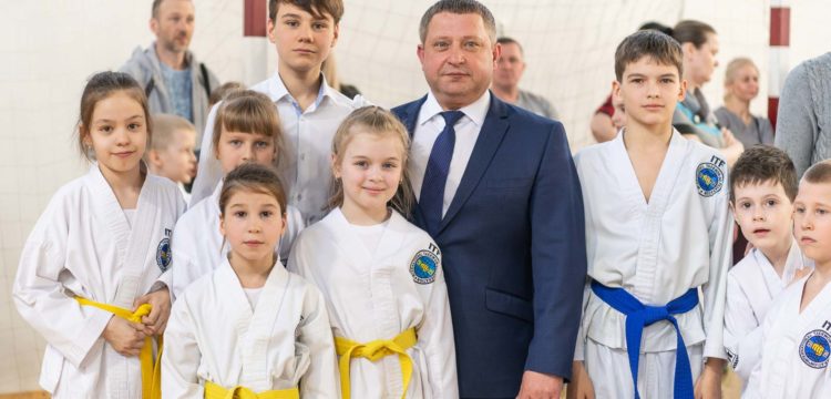 Спорт формирует в ребёнке всесторонне развитую личность