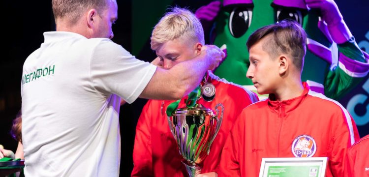 Красноярский ФК «Тотем» стал серебряным призёром Чемпионата России