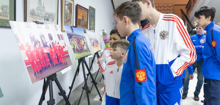 Прокат фильма - Дети Футбола