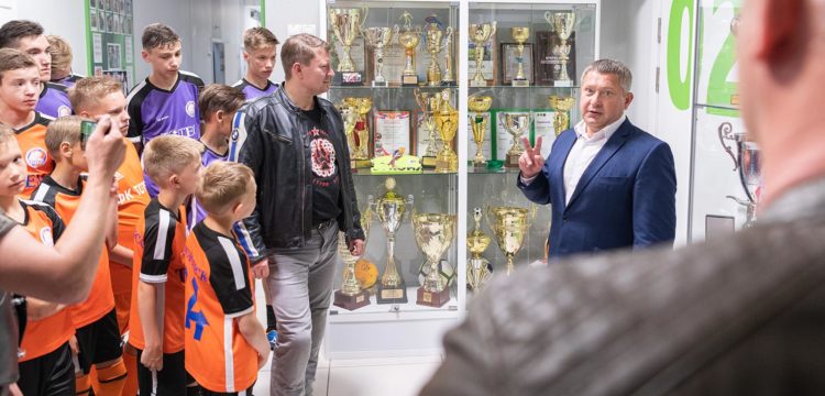 Байк-клуб «Ночные волки» в гостях у ФК «Тотем»