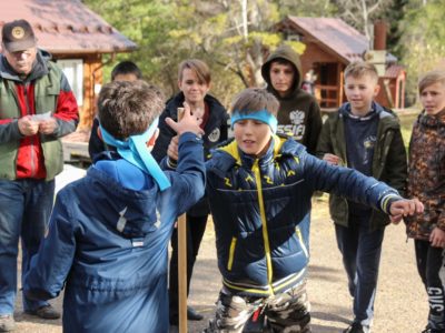Ребята из ФК «Тотем» посетили эко-школу на «Столбах»