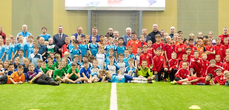 В Красноярске прошел «Зимний Кубок» по мини-футболу на призы ФК «Тотем»