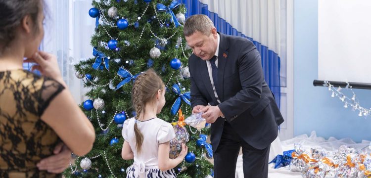 Новогоднее настроение и подарки де