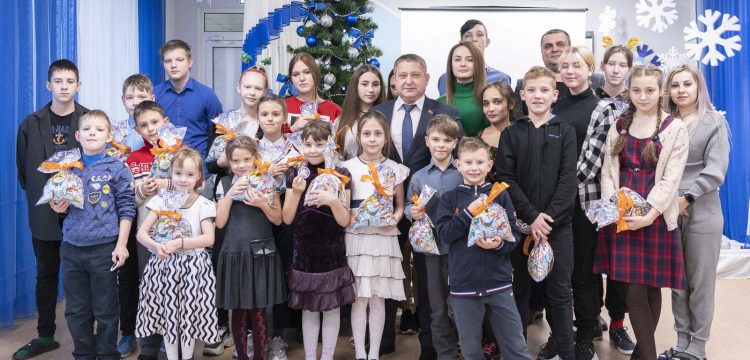 Новогоднее настроение и подарки де