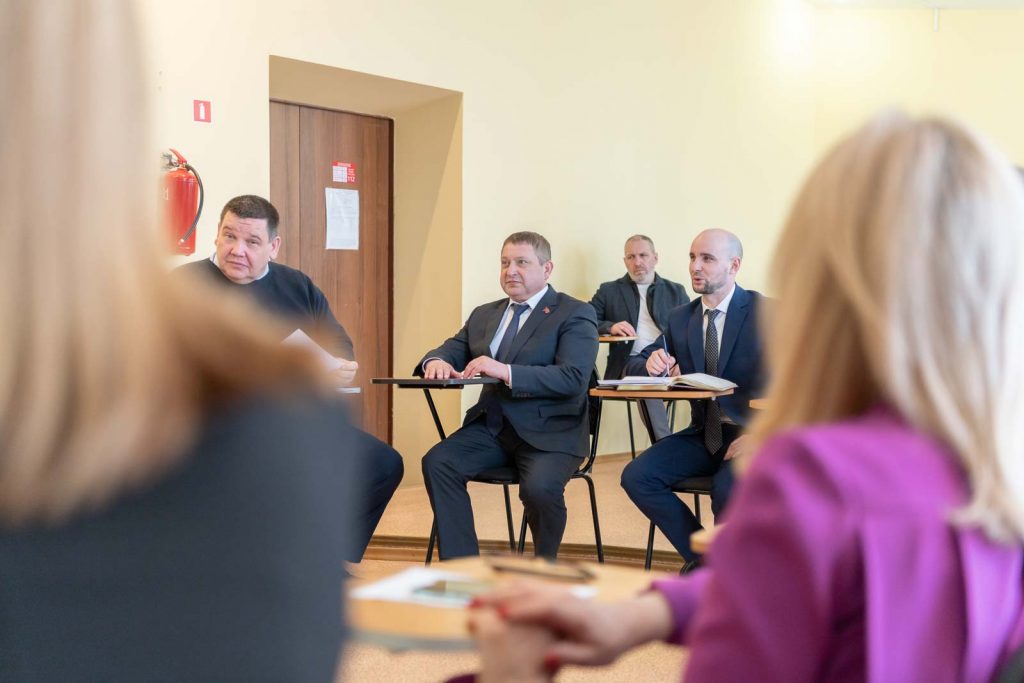 Министр спорта оценил спортивно-социальный кластер