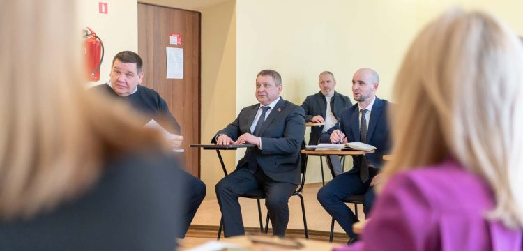 Министр спорта оценил спортивно-социальный кластер
