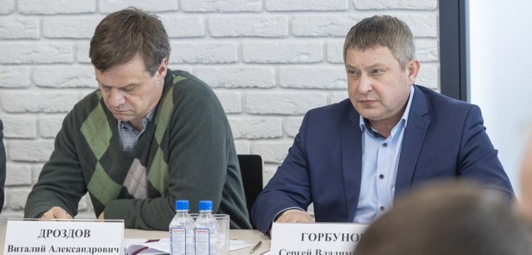 Особое внимание к молодежи и семья