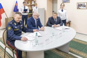 Не чувствовать себя чужими. НКО акт
