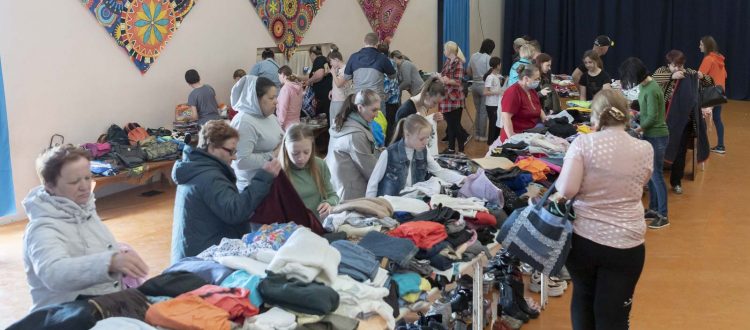 «Тотемка» помогает жителям Емельяново