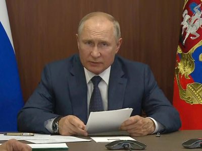 Путин поздравил руководителя, тренеров и воспитанников ФК 