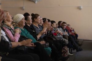 Кировский район поздравили с Новым годом