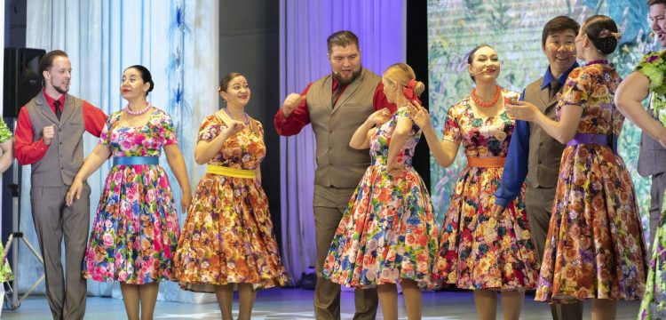 Кировский район поздравили с Новым годом