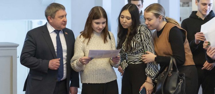 Неравнодушная молодежь – перспектива развития России