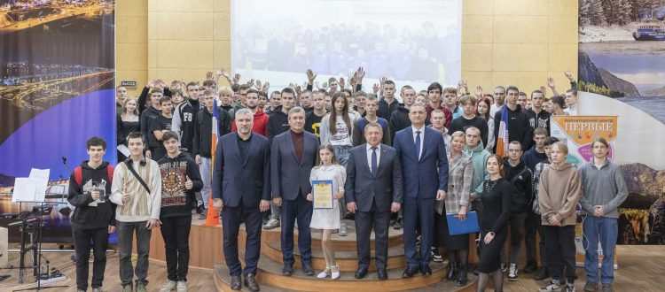 Волонтерский центр «Первые» привлекает студентов