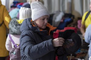 Помощь семьям Дивногорска ко Дню Матери