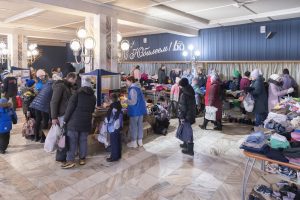 Помощь семьям Дивногорска ко Дню Матери
