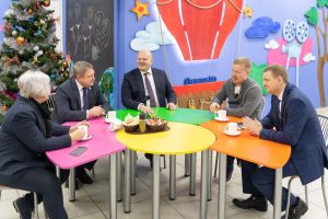 Звездный режиссер Антон Богданов откроет киношколу в Красноярске