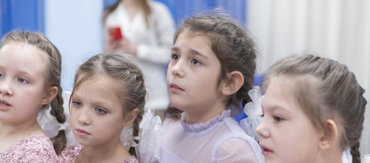 «Елка волшебства» принесла праздник ребятам детских домов