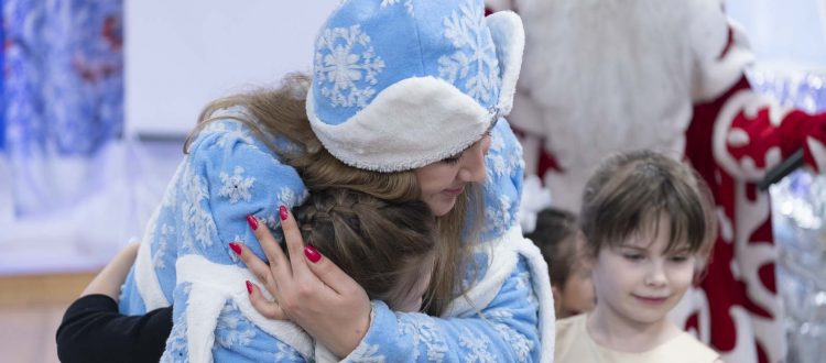«Елка волшебства» принесла праздник ребятам детских домов