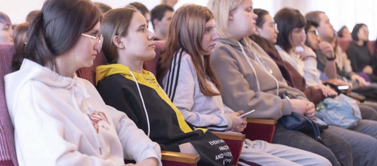 Волонтерский центр «Первые» охватывает больше студентов