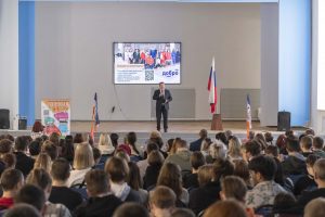 Студенты выбирают волонтерский центр «Первые»