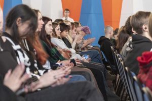 Студенты выбирают волонтерский центр «Первые»