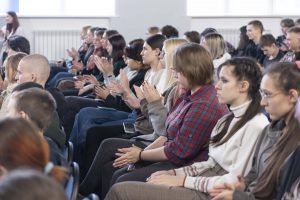 Студенты выбирают волонтерский центр «Первые»