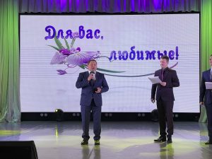 Поздравления прекрасных женщин с 8 марта