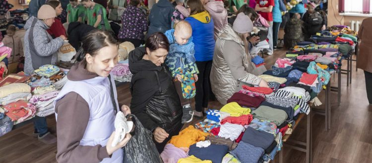 Семьи Заозерного получили поддержку «Тотемки»