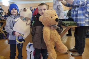 «Тотемка» оказала вещевую помощь жителям Манского района